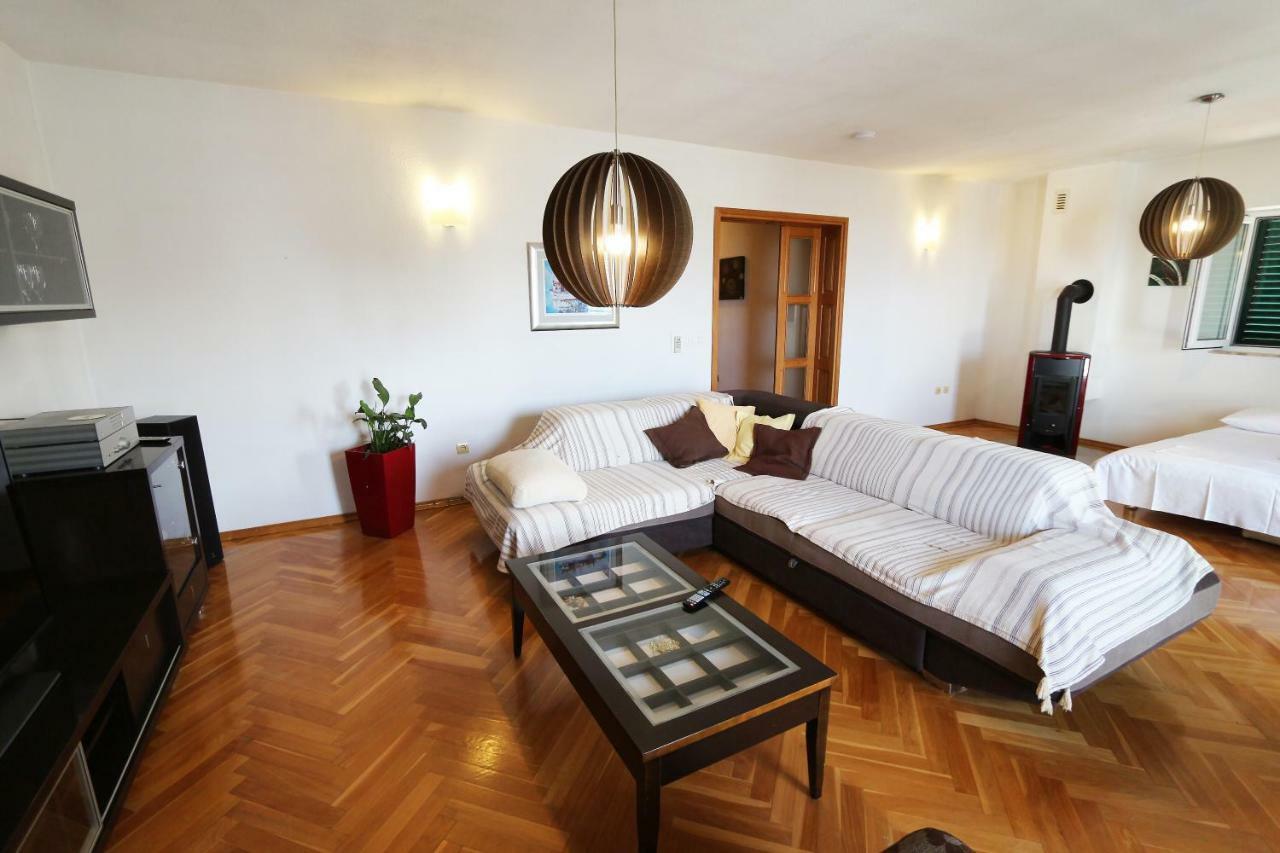 House Lipo Hotel Makarska Kültér fotó