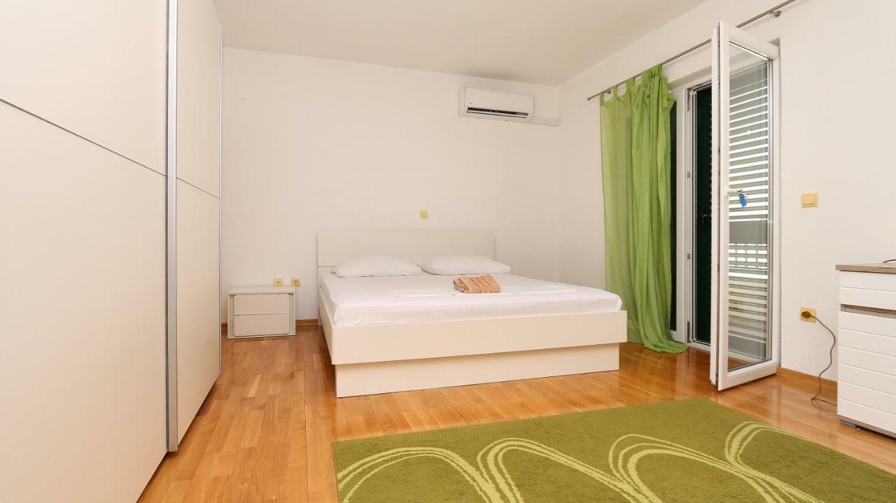 House Lipo Hotel Makarska Kültér fotó